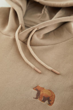 TRENDYOL MAN Gri Oversize/Genis Kesim Kapusonlu Hayvan Nak?sl? Ici Polarl? Sweatshirt TMNAW24SW00097 - Trendyolmilla фото 18
