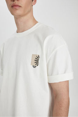 Футболка Oversize с коротким рукавом и круглым вырезом сзади с принтом на спине - Defacto фото 5