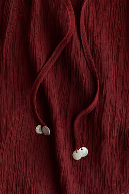 Top playero efecto arrugado con tirantes de lazo - H&m фото 6