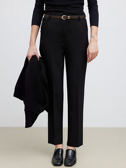 Beli Kemerli Havu? Kesim Kad?n Pileli Pantolon