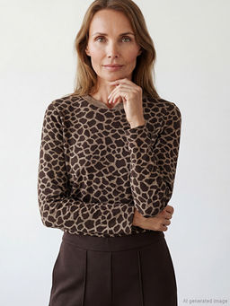 Ka??k Yaka Leopar Desenli Kad?n Ti??rt