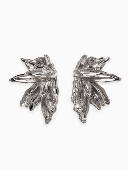 Цена за 2 шт. Серьги металл "Цветы половинки", цвет серебро