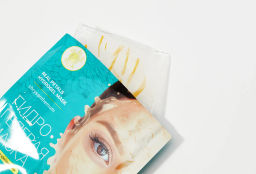 Mi-Ri-Ne Маска Гидрогелевая для лица Антивозрастная с лепестками хризантемы 30г (Китай)