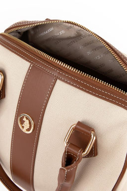 Женская сумка на плечо из плотной ткани кремового цвета Неожиданная скидка в корзине - U.s. polo assn фото 7