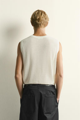 CAMISETA TANK PUNTO ESTRUCTURA RED / Crudo