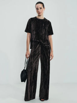 Футболка с коротким рукавом из бархата / Zarina