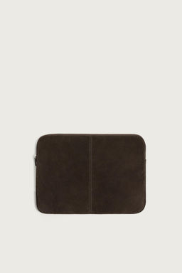 FUNDA ORDENADOR PIEL / Marr?n