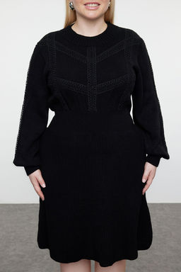 Siyah Orgu Detayl? Fitilli Triko Elbise TBBAW24AH00018 - Trendyolmilla фото 3