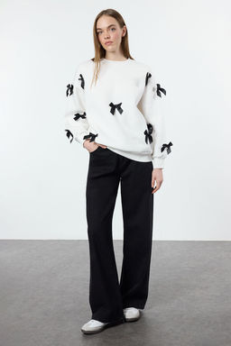 Ekru Kurdele Detayl? Oversize/Genis Kal?p Kal?n Orme Sweatshirt TWOAW25SW00069