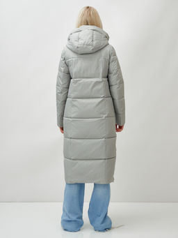 Пальто утепленное стеганное зимнее с капюшоном женское зеленого цвета 9608Z