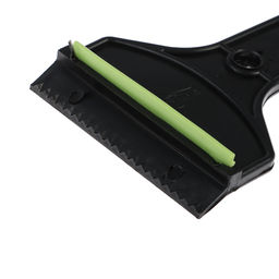 Цена за 2 шт. Скребок автомобильный Torso Т-образный MG-005, 17 см МИКС