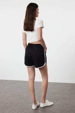 TRENDYOLMILLA Siyah Biye Detayl? Mini Esnek Orme Sort & Bermuda TWOSS24SR00211 фото 11