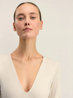 Базовое боди с треугольным вырезом ZR2501013 / Zarina  фото 6