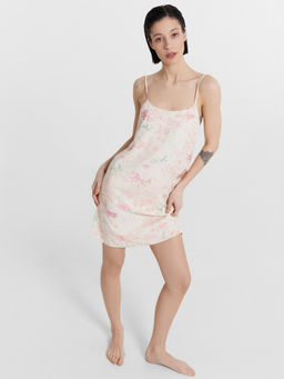 Сорочка ночная женская розовая с цветочным принтом цветочный сад на росе 572392