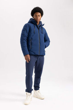 Водоотталкивающее пальто приталенного кроя с капюшоном DeFactoFit с подогревом  фото 5