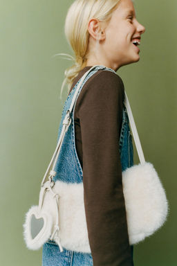 SHEEPSKIN SHOULDER BAG WITH CHARM - Zara фото 9