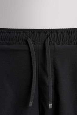 PANTALONES CORTOS ENTRENAMIENTO 2 EN 1 B?SICOS / Negro - Zara фото 26
