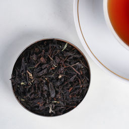 Чай чёрный Мужику: с грушей, 50 г. - Фабрика счастья фото 2