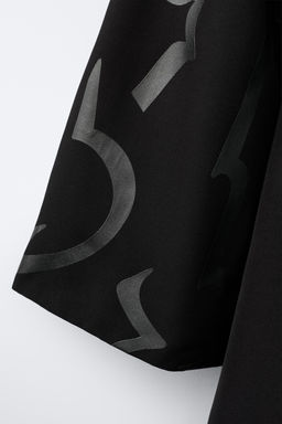 CAPA DISFRAZ KPOP DEMON HUNTERS NETFLIX  / Negro - Zara фото 4