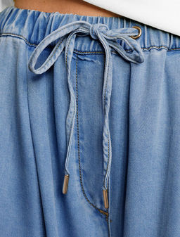 Брюки-палаццо с поясом на резинке из джинсового лиоцелла - Vilatte фото 2