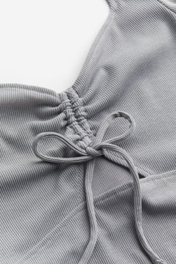 Vestido ajustado con detalles cut-out - H&m фото 2