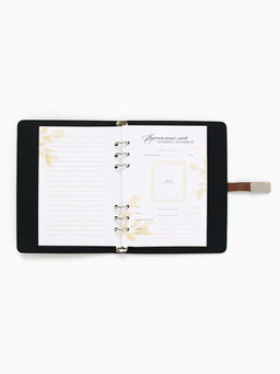 Родословная книга со встроенной флешкой 16 Gb «Наше фамильное дерево», 17.5×23 см