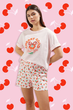 Trendyolmilla Lacivert %100 Pamuklu Kiraz Desenli Sortlu Orme Pijama Tak?m? THMSS25PT00101
