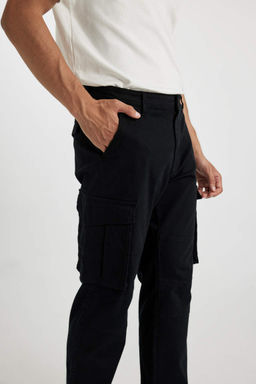 Широкая посадка по фигуре Широкая посадка с нормальной талией Широкие брюки-карго с карманами - Defacto фото 6