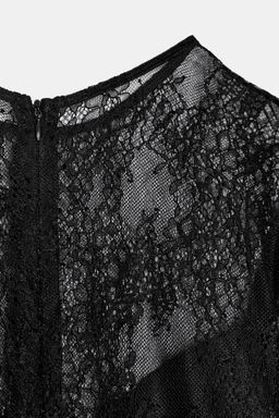 LONG DRESS WITH COMBINED LACE