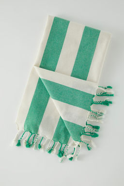 Trendyolmilla Home Ekru-Yesil Cizgili Puskul Detayl? Pestemal/Havlu 100x180cm TPHSS25PST00000