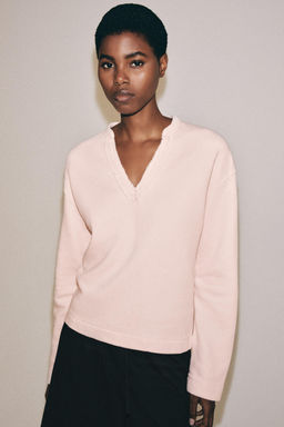SUDADERA ESCOTE PICO ALGOD?N / Rosa pastel - Zara фото 2