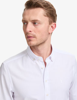 Beyaz Oxford Slim Fit Kolay _t_lenebilir G_mlek