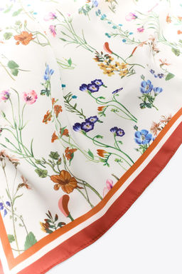 CONTRAST FLORAL PRINT SCARF - Zara фото 3