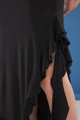 Bordo Ask?l? Buzgulu Y?rtmacl? F?rf?rl? Bodycone/Vucuda Oturan Maxi Orme Elbise TWOSS25EL00228 - Trendyolmilla фото 8