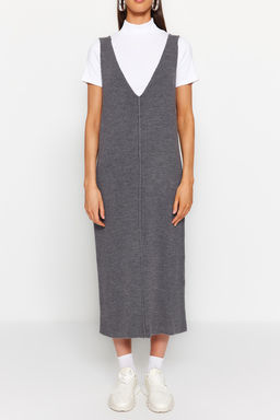 TRENDYOLMILLA Siyah Maxi Triko V Yaka Jile Elbise TWOAW24EL00011 фото 11