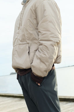 Chaqueta cortavientos acolchada repelente al agua - H&m фото 7
