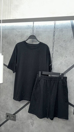 Классные костюмы: футболка в стиле Оверсайз+шорты