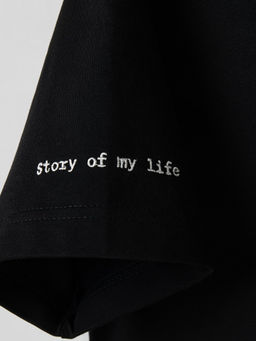 Футболка укороченная из плотного трикотажа "Уголь" женская