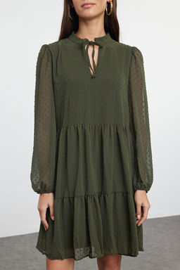 Trendyolmilla Siyah Duz Genis Kesim Puantiye Sifon Kumasl? Dokuma K?sl?k Elbise TWOAW25EL00276  фото 3