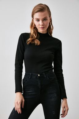 Siyah Fitted/Vucuda Oturan Dik Yaka Uzun Kol Fitilli Esnek Orme Bluz TWOAW21BZ0423