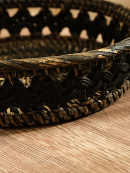 Корзинка плетёная из ротанга, 22×22×6 см