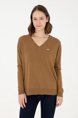 Женский базовый свитер темно-хаки меланжевого цвета
