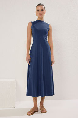 Indigo Dik Yaka A Line/Can Kesim Pamuklu Maxi Orme Elbise TWOSS25EL00462