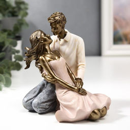 Фигурка полистоун «Влюблённая пара: близость», 14×10×12 см