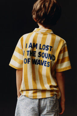 ISLEMELI CIZGILI HAVLU KUMAS POLO YAKA T-SHIRT