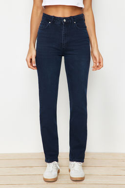 TRENDYOLMILLA Gece Mavisi More Sustainable Yuksek Bel Comfort Straight Jeans TWOAW24JE00091