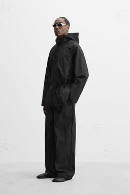 TECHNICAL TROUSERS - LIMITED EDITION - Zara фото 4