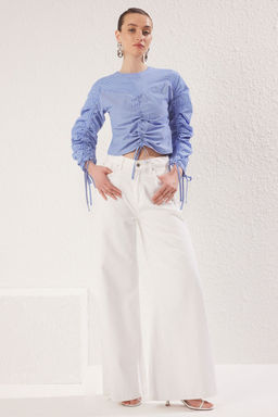 Mavi Kareli Bisiklet Yaka Buzgu Detayl? Crop Dokuma Bluz TWOSS25BZ00256 - Trendyolmilla фото 3