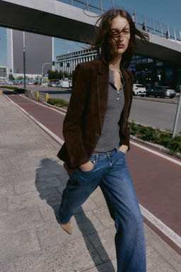 Z1975 RELAXED SLIM LOW-RISE JEANS