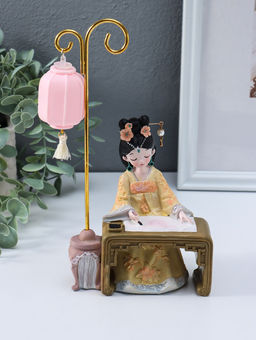 Фигурка светящаяся «Девочка в кимоно занимается каллиграфией», полистоун, 3×AG3, 6.8×11.5×21 см